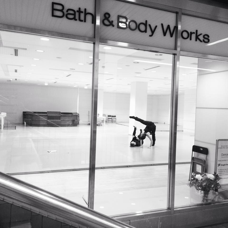 RealLivePeople(in)Motion