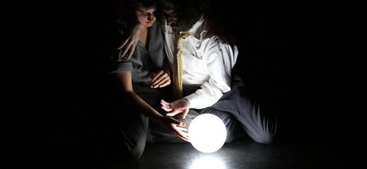 Mirror! Light! Action!