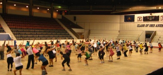 Everyone’s Dancing in "Le Grand Continental" 